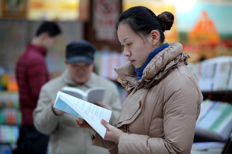 照明光源期刊发表论文《中国照明电器光源灯具文摘》季刊/万方