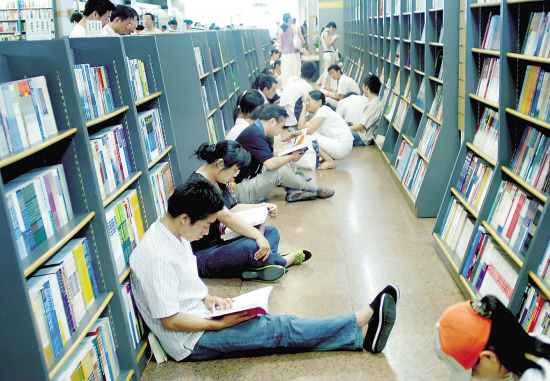 字数背后的学术标准:高校论文发表的字数要求与合格线