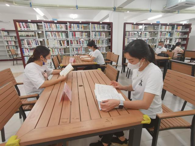 职称评审论文投稿攻略：掌握正确的发表技巧和方法，轻松过关！
