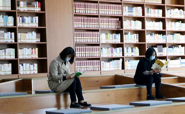银行保险资管财富实业价值《英大金融》期刊