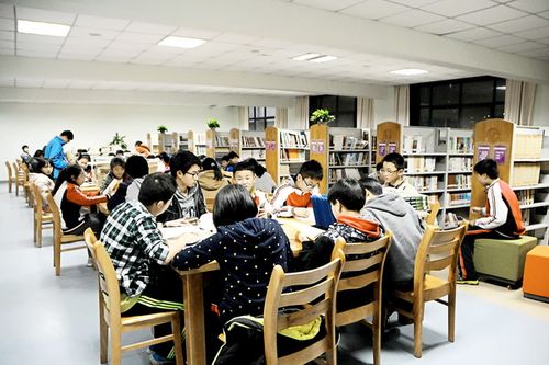 职称论文投稿发表全攻略：重要性解析、投稿步骤与技巧