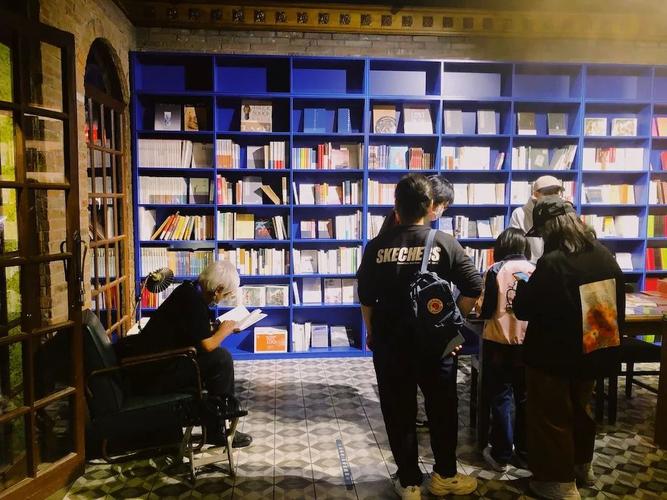 在学术期刊杂志上如何高效快速投稿发表论文