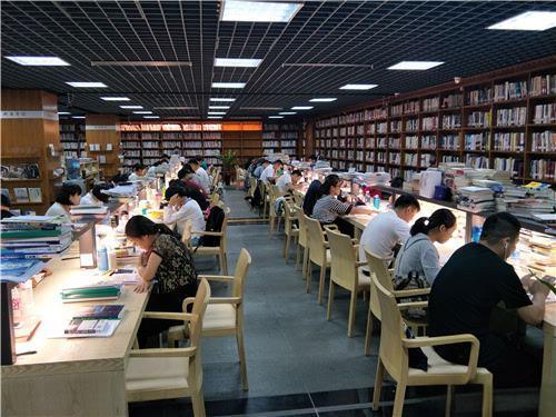 医生护士评主任副主任医师护师职称：妇产科外内科医护专著教材署名快速通道解析