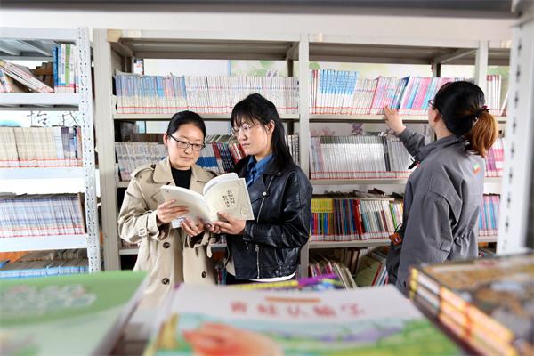 评职称出书出版攻略：著作专著图书挂名署名主编副主办理指南