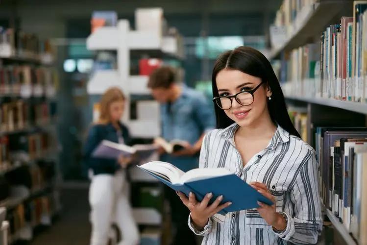 医学类发表论文投稿要求解析:医学专业学术期刊杂志《现代医学与健康研究》征稿信息