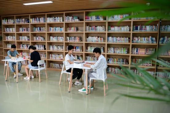 核心期刊杂志学术论文投稿发表“秘籍”大公开！到底该联系谁才能成功上岸？