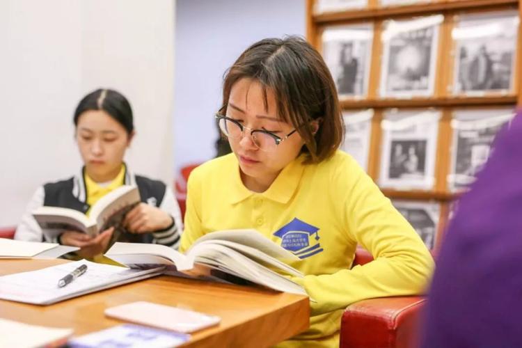 戏剧文艺影视动漫舞蹈绘画艺术《喜剧世界》