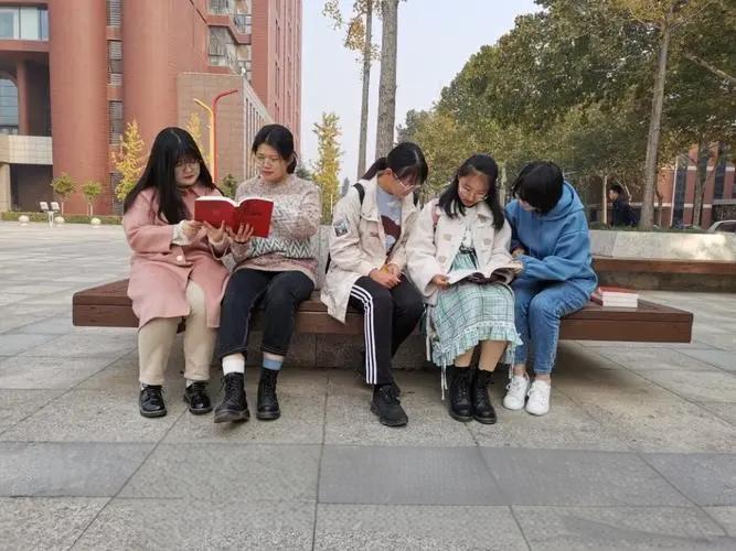 体育音乐文学文旅文物非遗传媒《文化产业》